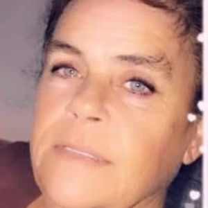 Meet your Posher, Roxanne